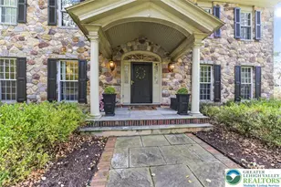 5765 Valley Stream Dr, Buckingham, PA 18902 - Photo 3