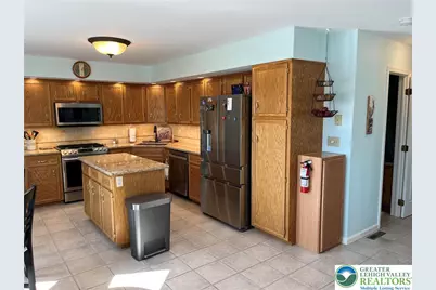 205 Spyglass Road, Bath Boro, PA 18014 - Photo 9