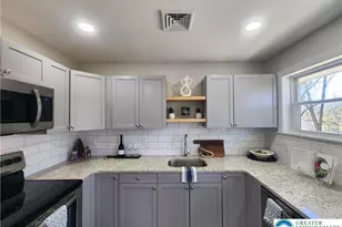 2556 N Delaware Dr, Upper Mt Bethel Twp, PA 18343 - Photo 7