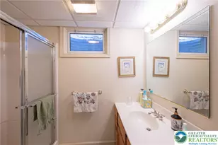 2570 Millbrook Dr, Lower Macungie Twp, PA 18049 - Photo 29