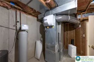 2570 Millbrook Dr, Lower Macungie Twp, PA 18049 - Photo 31