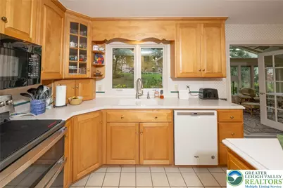 2570 Millbrook Drive, Lower Macungie Twp, PA 18049 - Photo 17