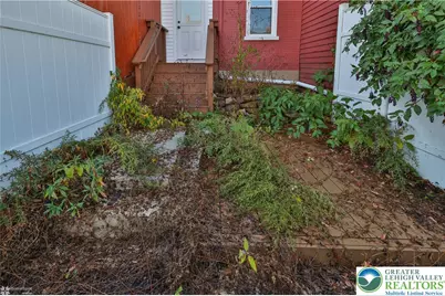 815 Laufer Street, Bethlehem City, PA 18015 - Photo 47