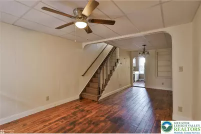 815 Laufer Street, Bethlehem City, PA 18015 - Photo 3