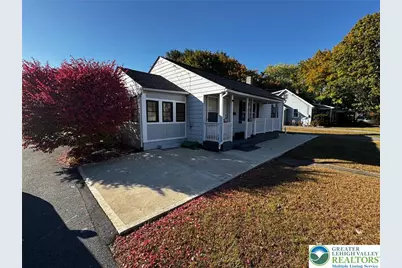 1027 Chipperfield Drive, Stroud Twp, PA 18360 - Photo 5