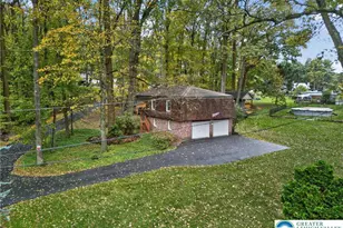 340 Chestnut Hill Rd, Emmaus Boro, PA 18049 - Photo 9