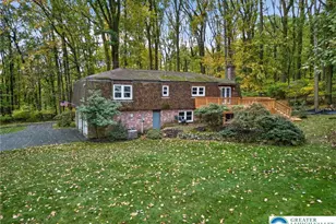 340 Chestnut Hill Rd, Emmaus Boro, PA 18049 - Photo 5