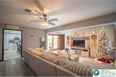 3955 Coplay Creek Road, North Whitehall Twp, PA 18078 - Photo 9