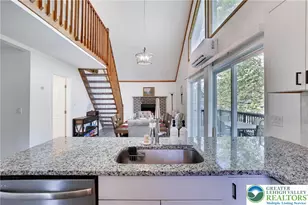 6323 Ventnor Dr, Coolbaugh Twp, PA 18466 - Photo 5