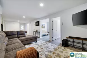 6323 Ventnor Dr, Coolbaugh Twp, PA 18466 - Photo 13