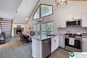 6323 Ventnor Dr, Coolbaugh Twp, PA 18466 - Photo 3