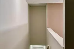 997 Village Round, Allentown City, PA 18106 - Photo 5