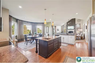 4705 Colleen Drive, North Whitehall Twp, PA 18078 - Photo 9