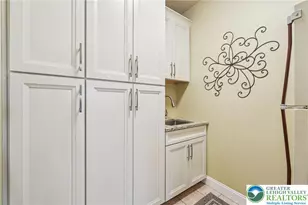 4705 Colleen Dr, North Whitehall Twp, PA 18078 - Photo 11