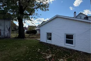 125 Front St, Roseto Boro, PA 18013 - Photo 27