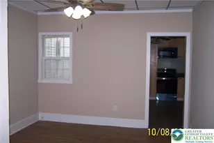 433 N Railroad St, Tamaqua Boro, PA 18252 - Photo 3