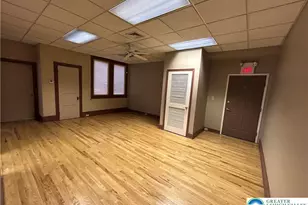 109 E Broad St, Tamaqua, PA 18252 - Photo 3