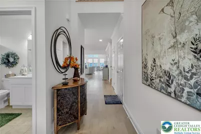 3858 Victors Way, Easton, PA 18045 - Photo 7