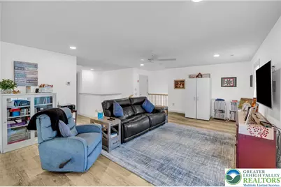 3858 Victors Way, Easton, PA 18045 - Photo 23