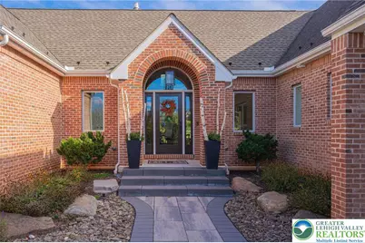 2560 Gracie Lone, Lower Macungie Twp, PA 18062 - Photo 9