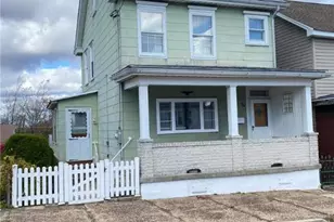 36 E Fell St, Summit Hill Boro, PA 18250 - Photo 3
