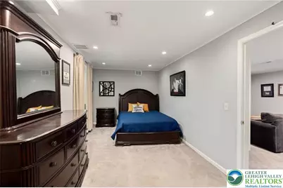 3045 Sheffield Drive, Emmaus Boro, PA 18049 - Photo 91