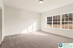 1522 Corkscrew Dr, Bushkill Twp, PA 18091 - Photo 9