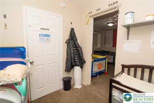 1009 S 4th St, Allentown City, PA 18103 - Photo 9