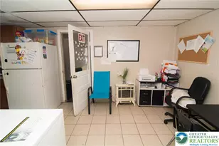 1009 S 4th St, Allentown City, PA 18103 - Photo 11