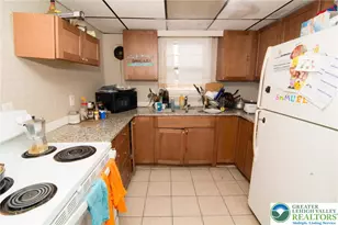 1009 S 4th St, Allentown City, PA 18103 - Photo 13