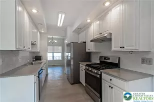 1805 Leedum Ln, Milford Twp, PA 18951 - Photo 29