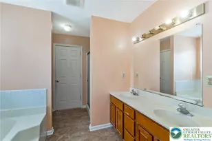 1805 Leedum Ln, Milford Twp, PA 18951 - Photo 37