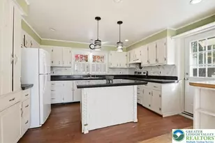 137 Berwick Heights Rd, East Stroudsburg, PA 18301 - Photo 9