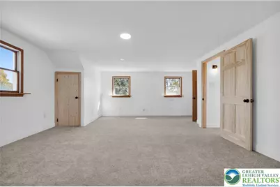 3271 W Scenic Drive, Moore Township, PA 18038 - Photo 17