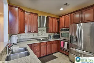 2421 S Wood St, Allentown City, PA 18103 - Photo 33