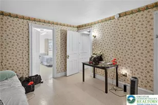 217 N Grant St, Allentown City, PA 18102 - Photo 11