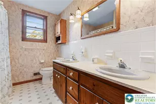 228 Cherry Hill Rd, Bushkill Twp, PA 18064 - Photo 25