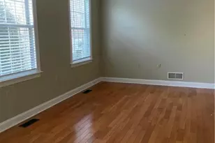 418 Wood St, Pen Argyl Boro, PA 18072 - Photo 9