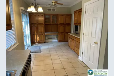 418 Wood Street, Pen Argyl Boro, PA 18072 - Photo 15