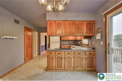 1110 Greenbriar Lane, North Whitehall Twp, PA 18059 - Photo 11