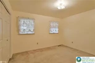 1110 Greenbriar Ln, North Whitehall Twp, PA 18059 - Photo 19