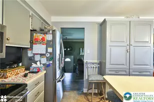 121 Woodcrest Cir, Allentown City, PA 18103 - Photo 23