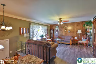 121 Woodcrest Circle, Allentown City, PA 18103 - Photo 9