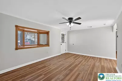 1386 Segal Court, Northampton Boro, PA 18067 - Photo 7