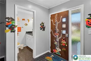 58 E Lafayette Pl, Wilkes Barre, PA 18702 - Photo 7