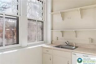 426 Heckewelder Pl, Bethlehem City, PA 18018 - Photo 27