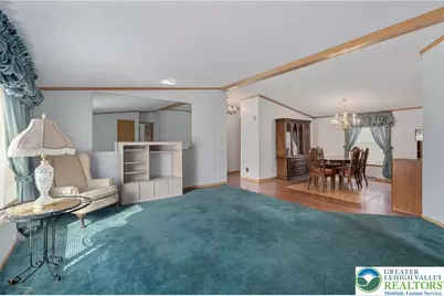 183 Greenbriar Drive S, East Allen Township, PA 18014 - Photo 15