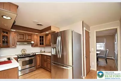 10 Henry Avenue, Upper Nazareth Twp, PA 18064 - Photo 5