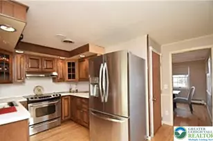 10 Henry Ave, Upper Nazareth Twp, PA 18064 - Photo 5