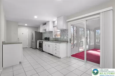 798 Sullivan Trail, Tobyhanna Twp, PA 18355 - Photo 17